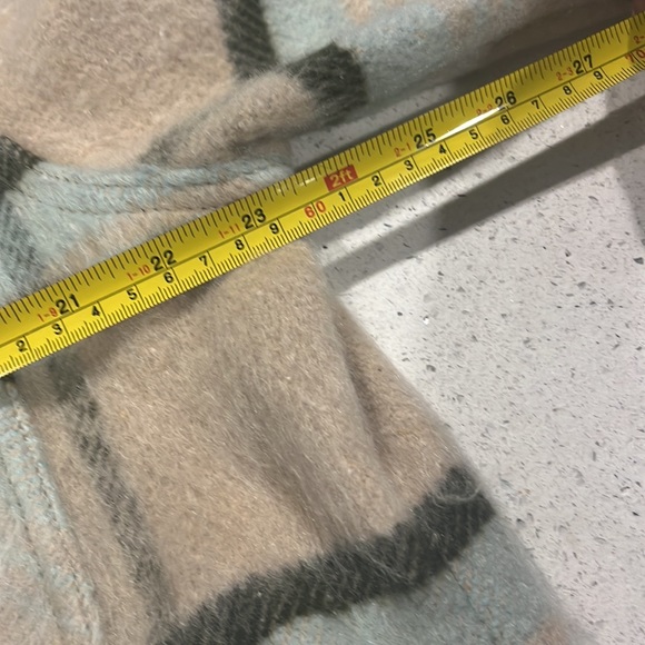 KarenKane thick shirt - Picture 6 of 8